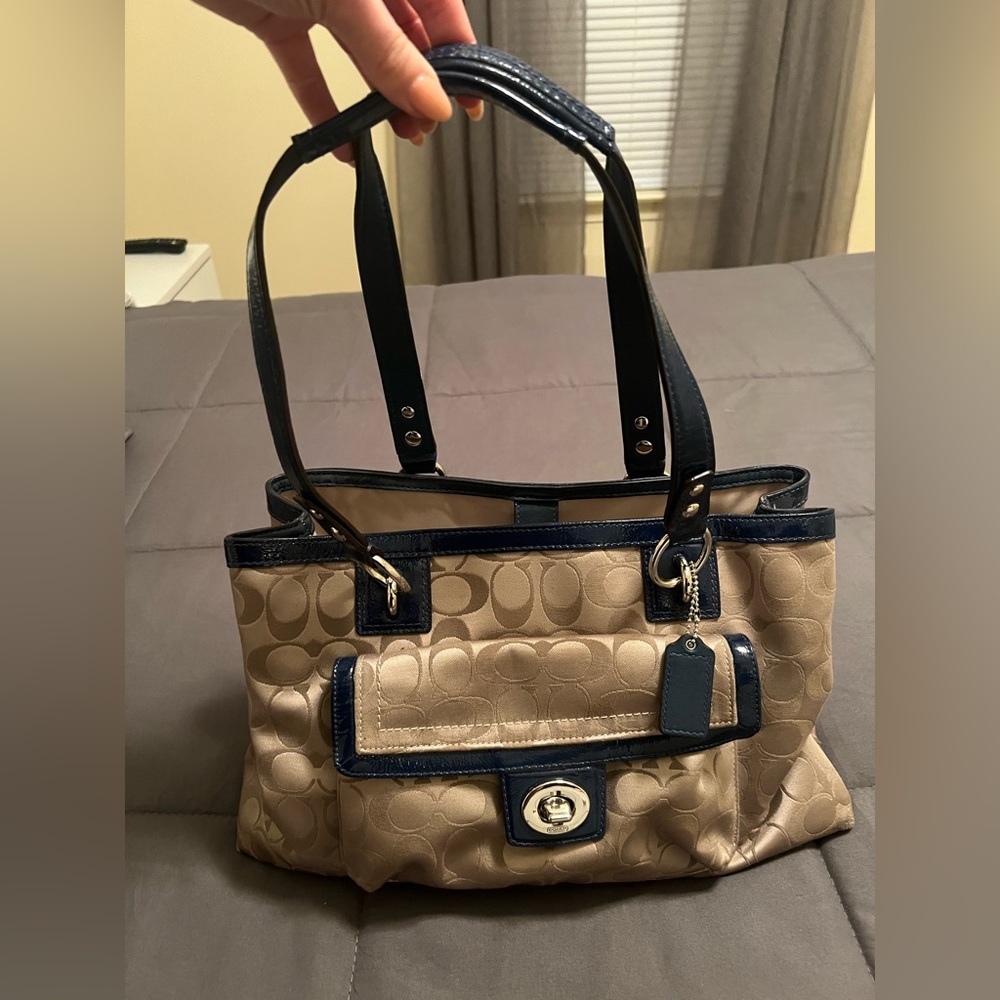 Coach purse and wallet